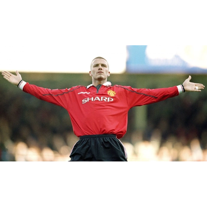 Manchester United 1998 - 2000 Uzunkol Retro Forma