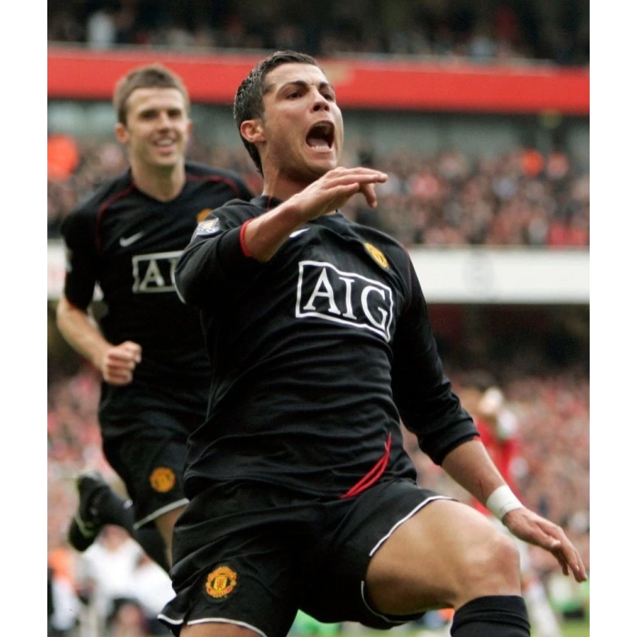 Manchester United 2007 - 2008 Uzunkol Retro Forma