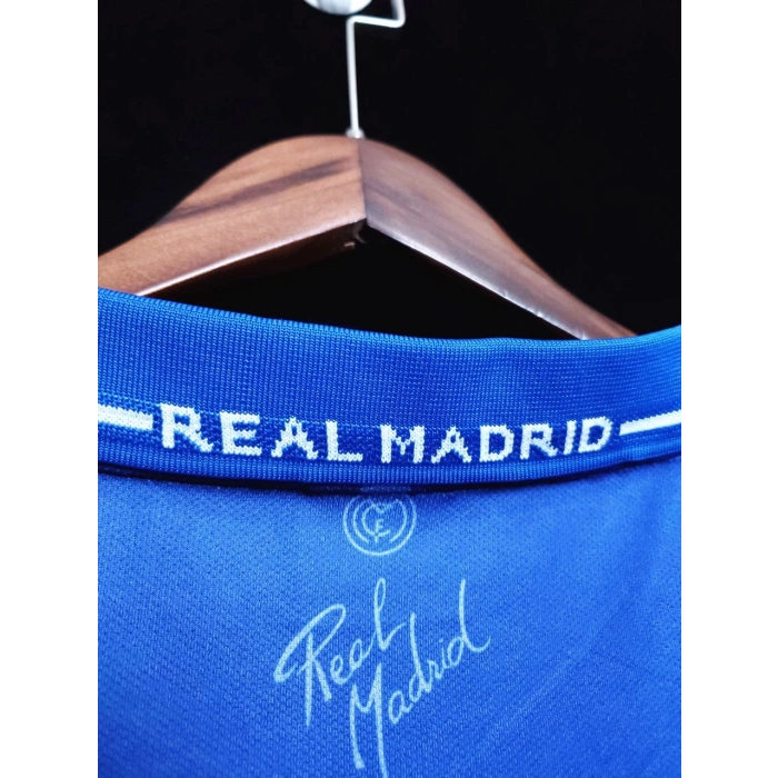 Real Madrid 1994 - 1996 Retro Forma