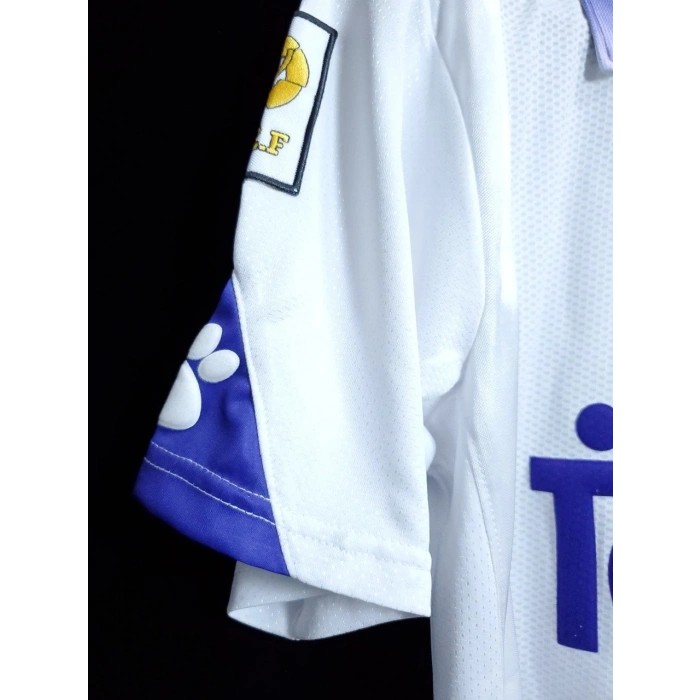 Real Madrid 1996 - 1998 Retro Forma