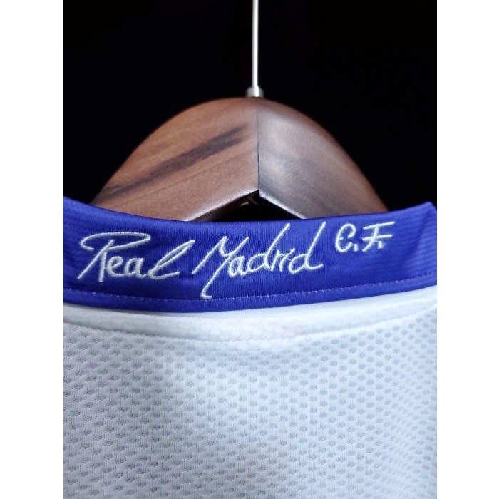 Real Madrid 1996 - 1998 Retro Forma