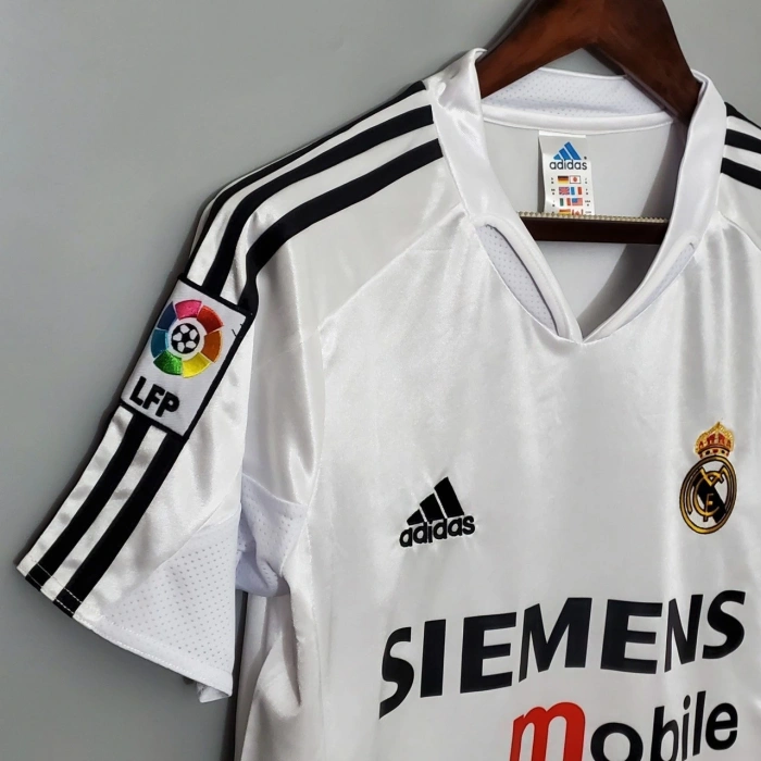 Real Madrid 2004 - 2005 Retro Forma