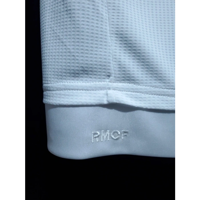 Real Madrid 2015 - 2016 Retro Forma