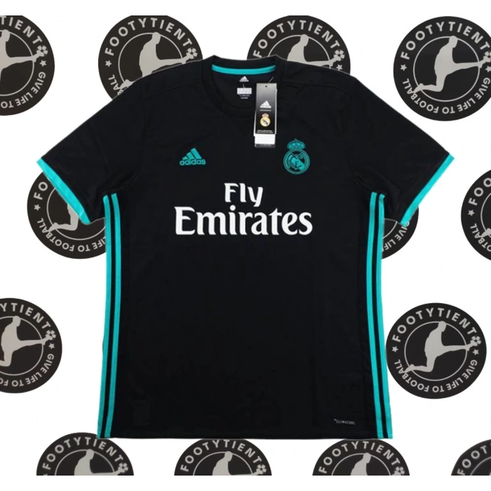 Real Madrid 2017 - 2018 Retro Forma