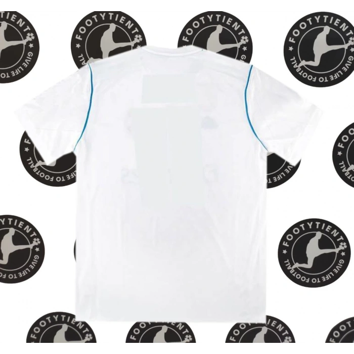 Real Madrid 2017 - 2018 Retro Forma