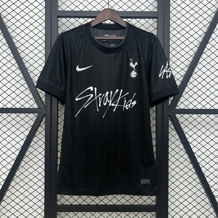 Tottenham 2024-2025 Forma Black Special Edition