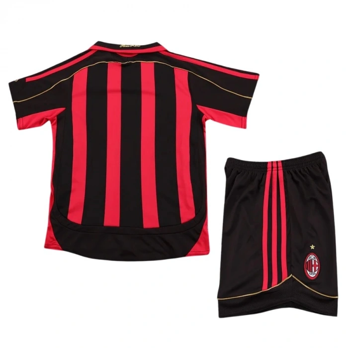 Milan 2006-2007 Retro Çocuk Forma & Şort Seti Home
