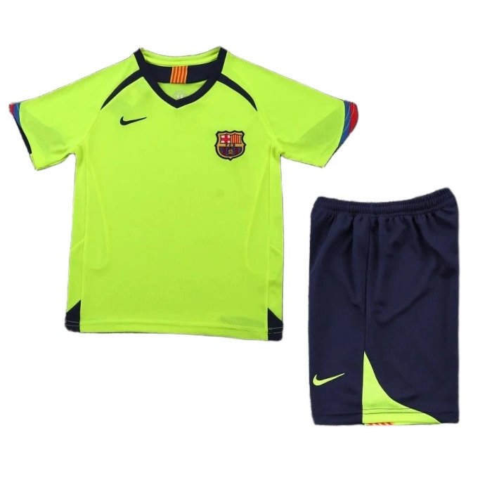Barcelona 2005-2006 Retro Çocuk Forma & Şort Seti Away