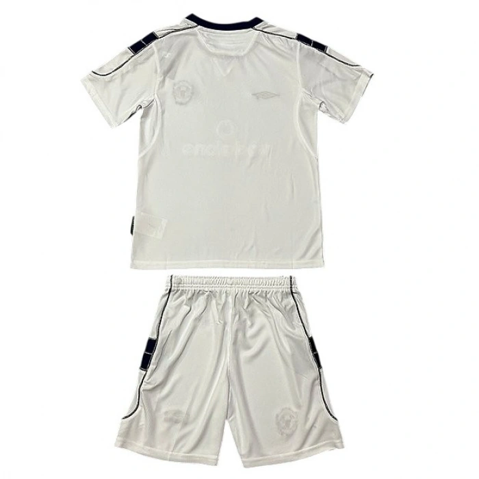 Manchester United 2000 Retro Çocuk Forma & Şort Seti Away