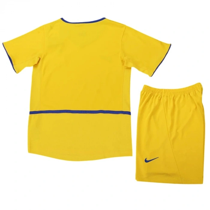 Inter 2002-2003 Retro Çocuk Forma & Şort Seti Away