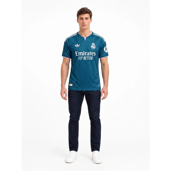 Real Madrid 2026-2027 Concept Forması RMD-04