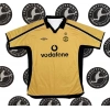 Manchester United 2000 - 2001 100. Yıl Retro Forma