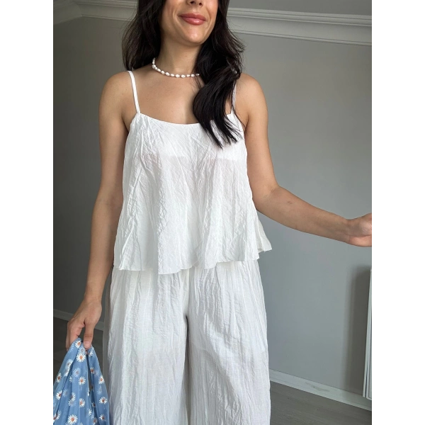 Askılı Kırışık Kumaş Pantolon Takım Beyaz