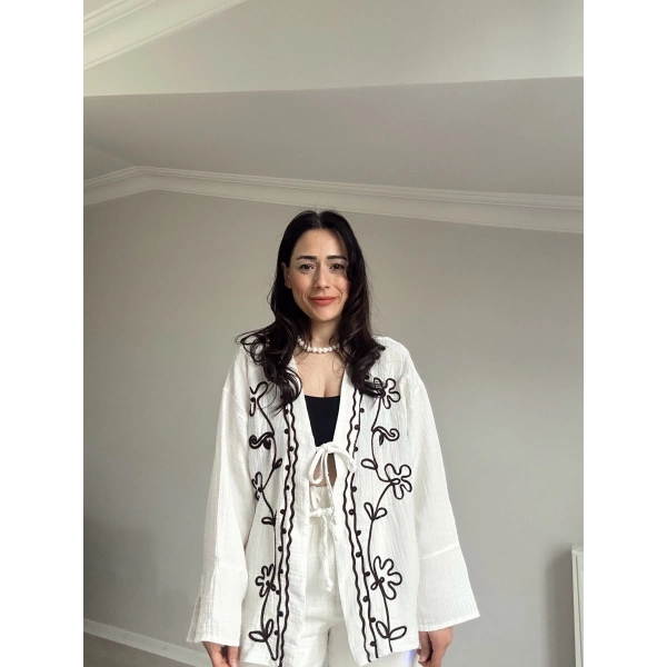 Çiçek Desen Müslin Kimono Beyaz