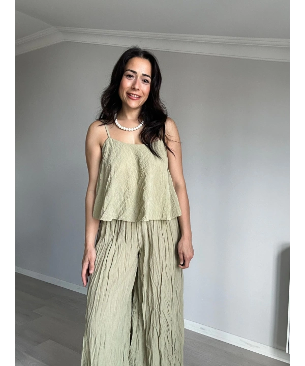 Askılı Kırışık Kumaş Pantolon Takım Yeşil
