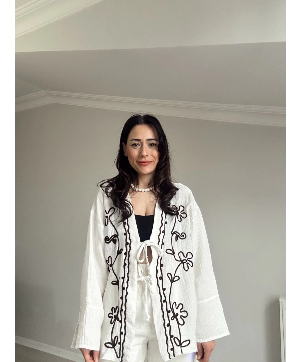 Çiçek Desen Müslin Kimono Beyaz
