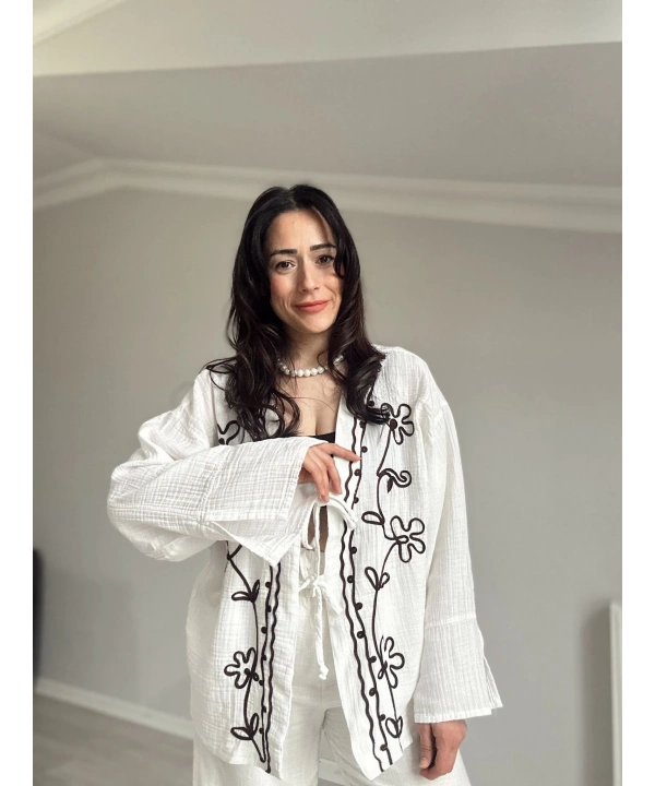 Çiçek Desen Müslin Kimono Beyaz