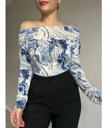 Kayık Yaka Likralı Bluz