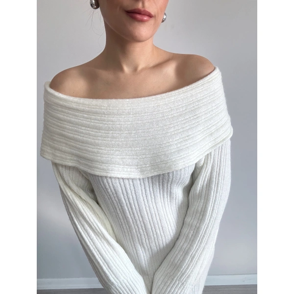 Madonna Yaka Triko Elbise