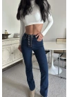 Düğme Detaylı Jean