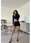 Boncuk İşlemeli Şort