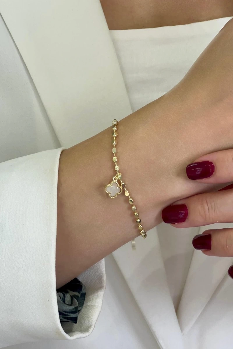 Pul Zincir Beyaz Yonca Detay Gold Altın Kaplama Bileklik