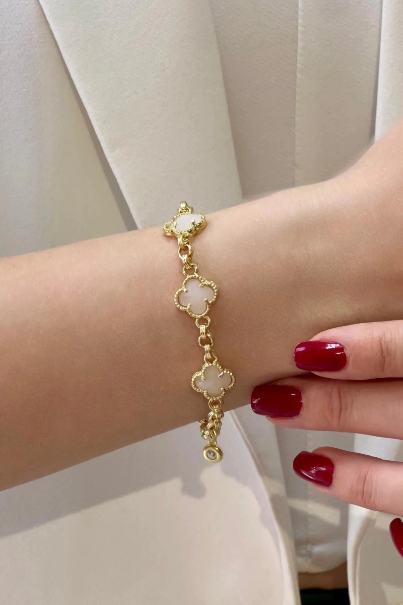 Olimpos Zincir Beyaz Yonca Model Gold Altın Kaplama Bileklik