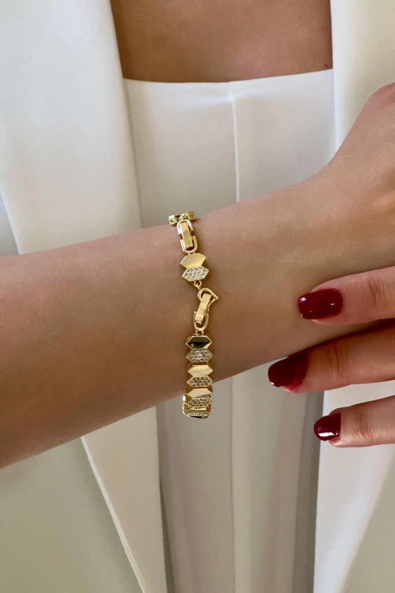 Altıgen Model Taş Detay Gold Altın Kaplama Bileklik