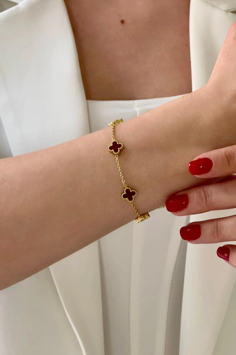 Bordo Desenli Yonca Detay Gold Altın Kaplama Çelik Bileklik