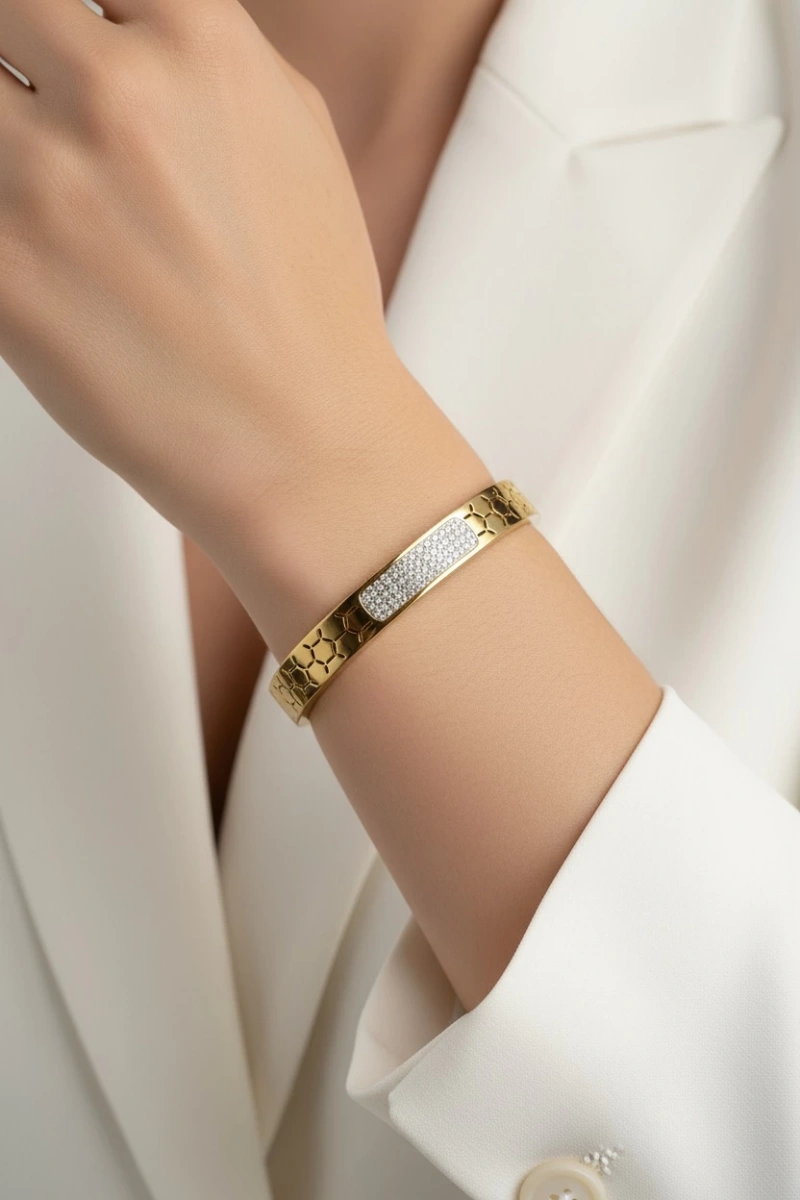 Love Model Gold Altın Kaplama Bileklik