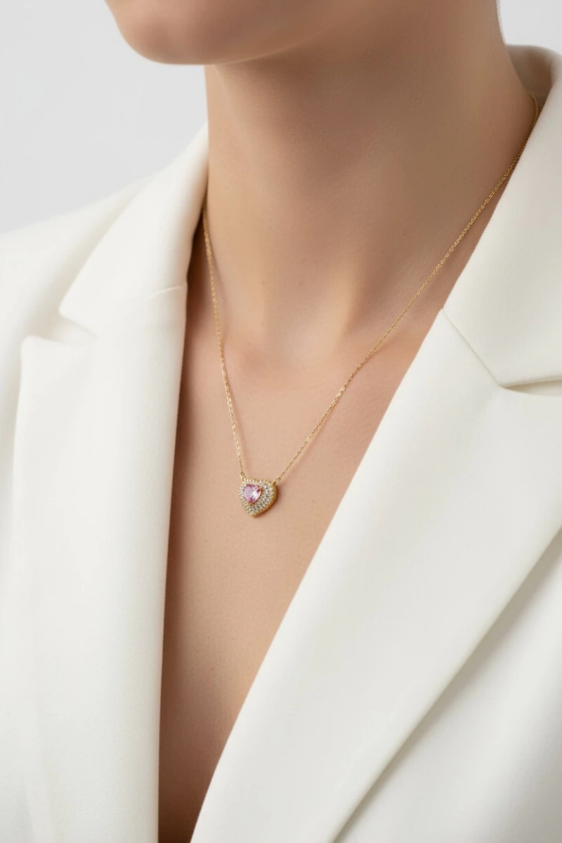 Pembe Kalp Model Taş Detay Gold Altın Kaplama Kolye