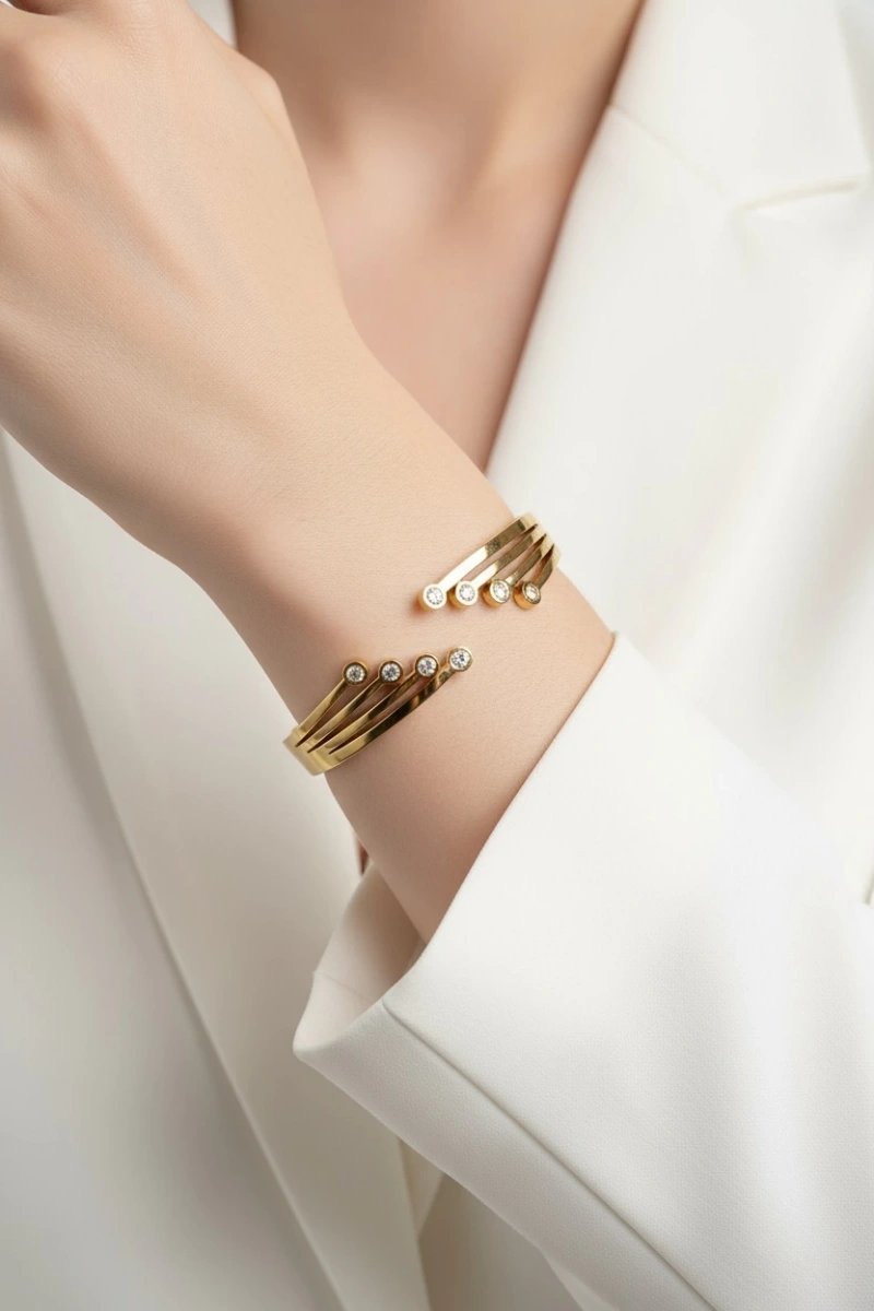 Zikzak Model Kalın Taş Detay Gold Altın Kaplama Bileklik