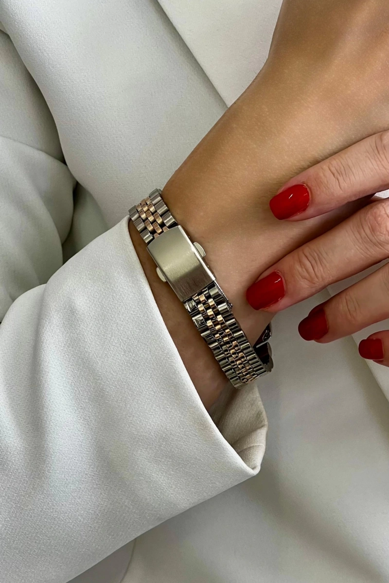 Roma Model Silver Rose İçi Beyaz Detay Kadın Kol Saati