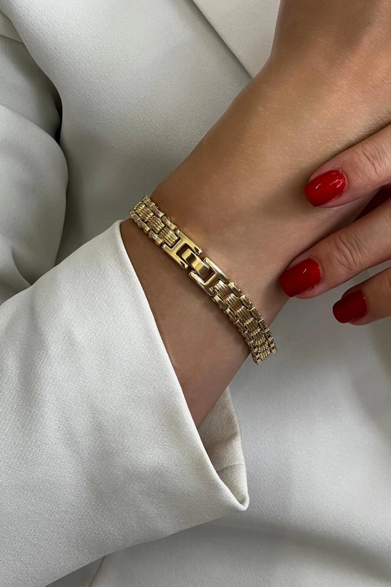 Ubud Model Gold İçi Siyah Kadın Kol Saati