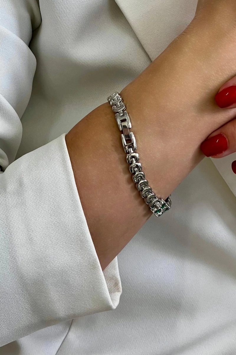 Başak Model Beyaz İçi Yeşil Detay Kadın Kol Saati