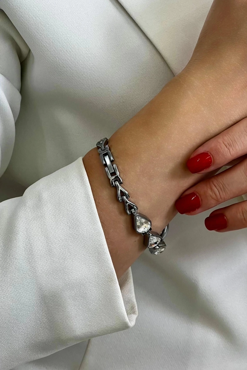 Damla Beyaz Kordon Dörtgen Beyaz Kadran Model Kadın Kol Saati