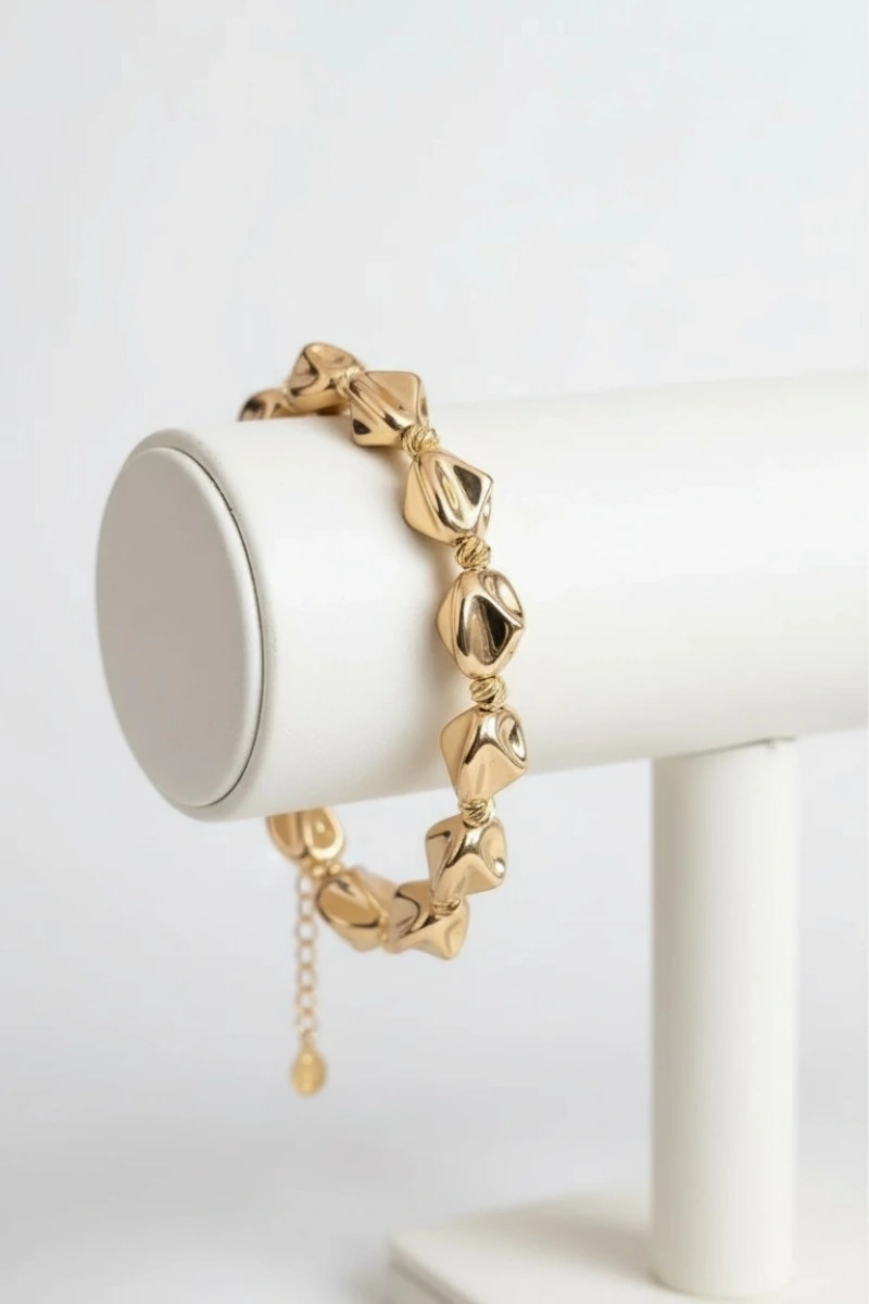 Desensiz Taş Model Gold Altın Kaplama Bileklik