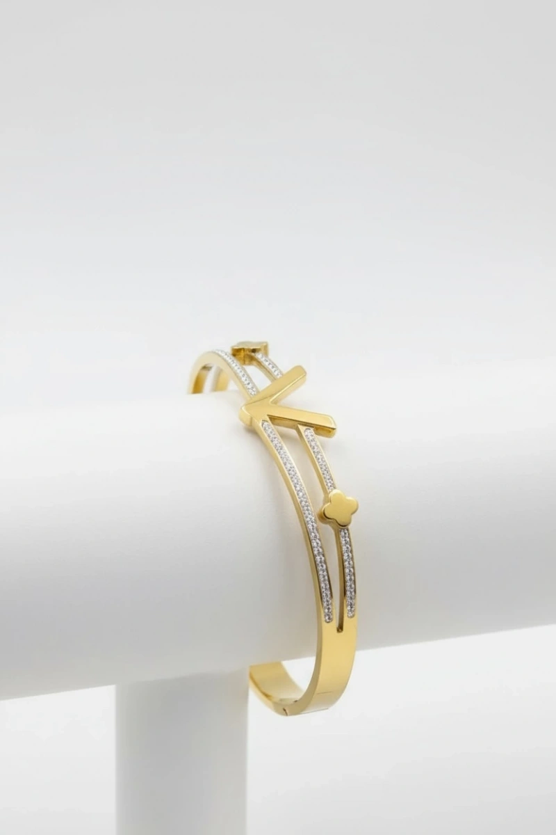 V Model Yonca Detay Gold Altın Kaplama Bileklik