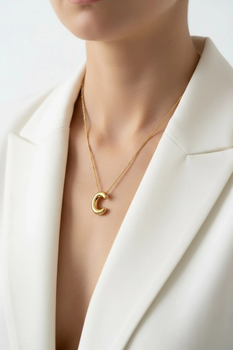 Balon Model C Harf Detay Gold Altın Kaplama Çelik Kolye