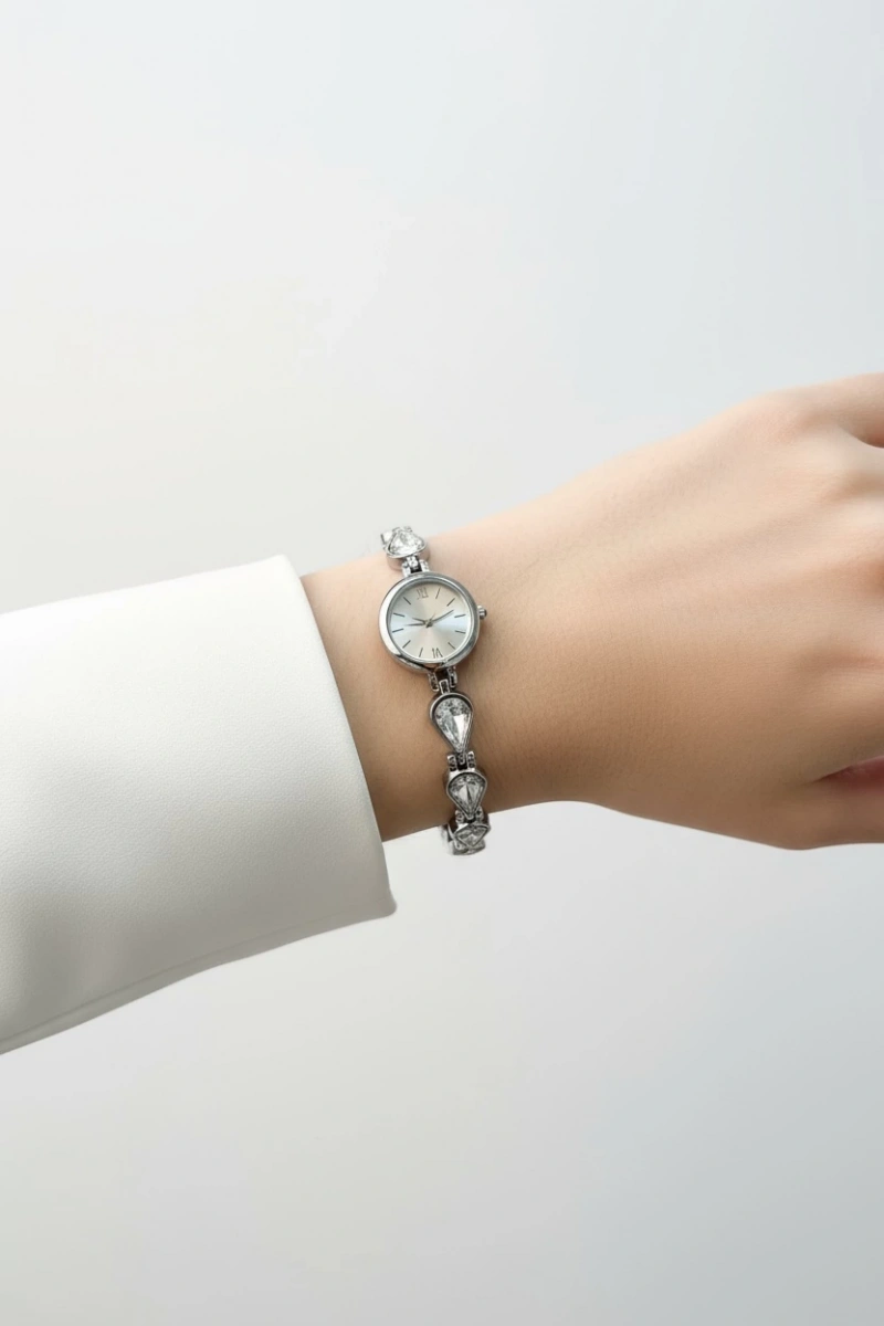 Beyaz Kordon Beyaz Kadran Damla Detay Kadın Kol Saati