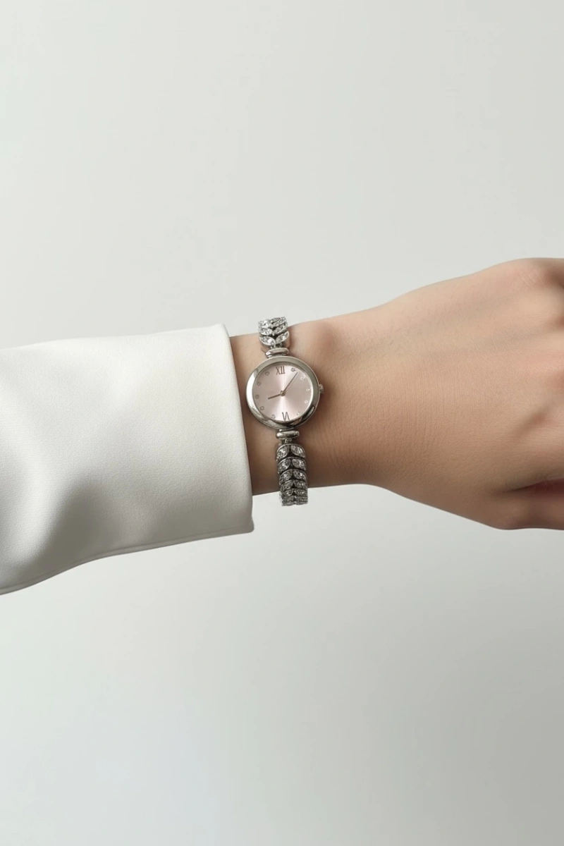 Beyaz Başak Kordon Detay Beyaz Kadran Model Kadın Kol Saati