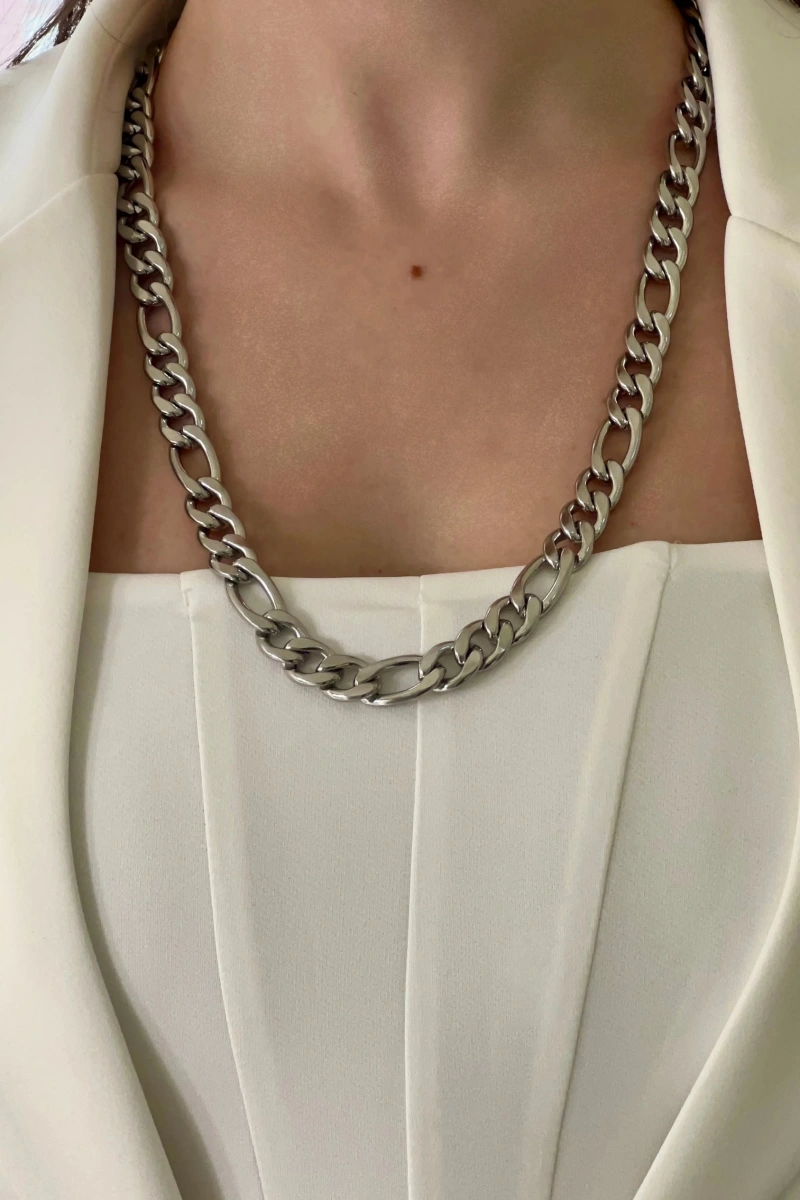 Kalın Ezik Bağlı Beyaz Altın Kaplama Çelik Kolye