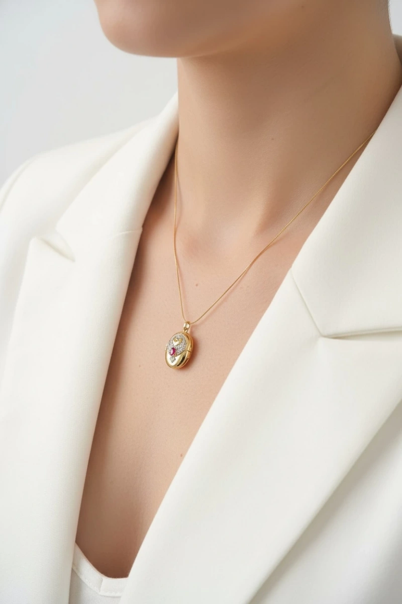 Alya Model Pembe Taş Detay Gold Altın Kaplama Kolye