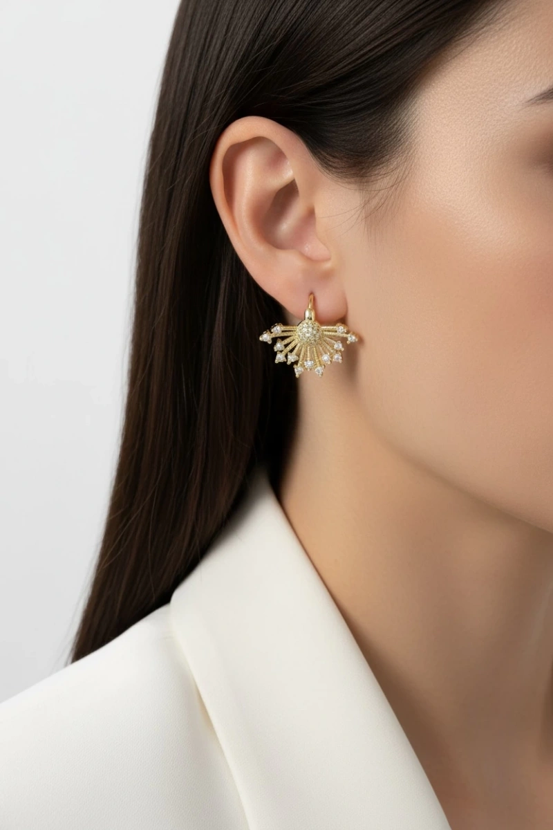 Arrow Model Gold Altın Kaplama Küpe