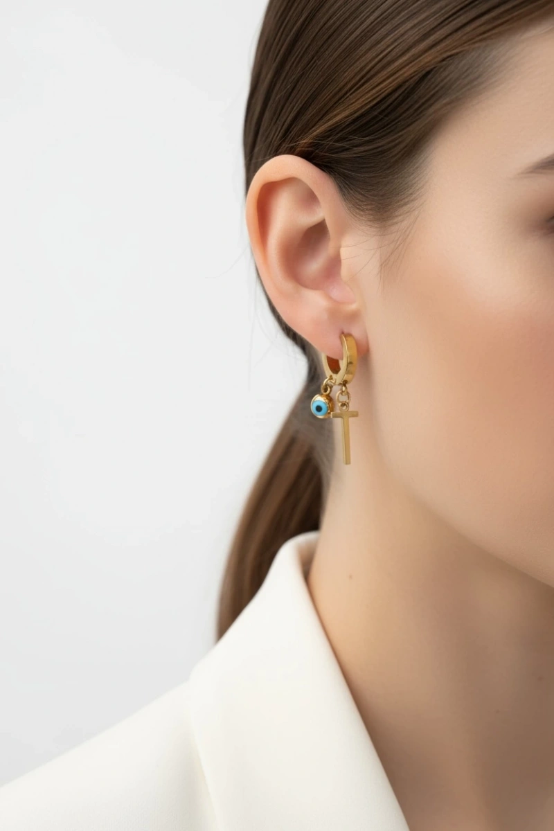 T Harf Nazar Boncuk Detay Gold Altın Kaplama Küpe