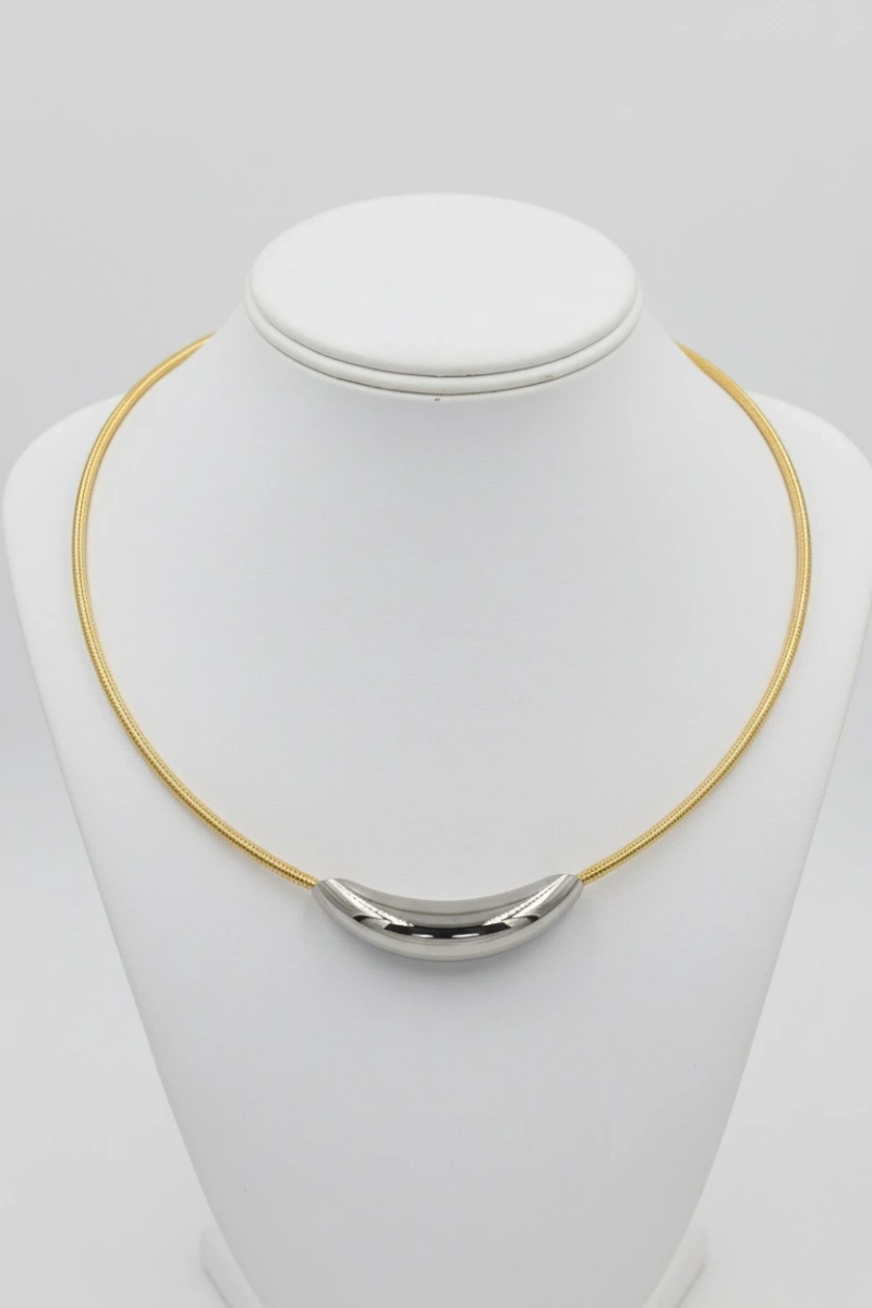 Boru Zincir Beyaz Zeus Detay Gold Kolye