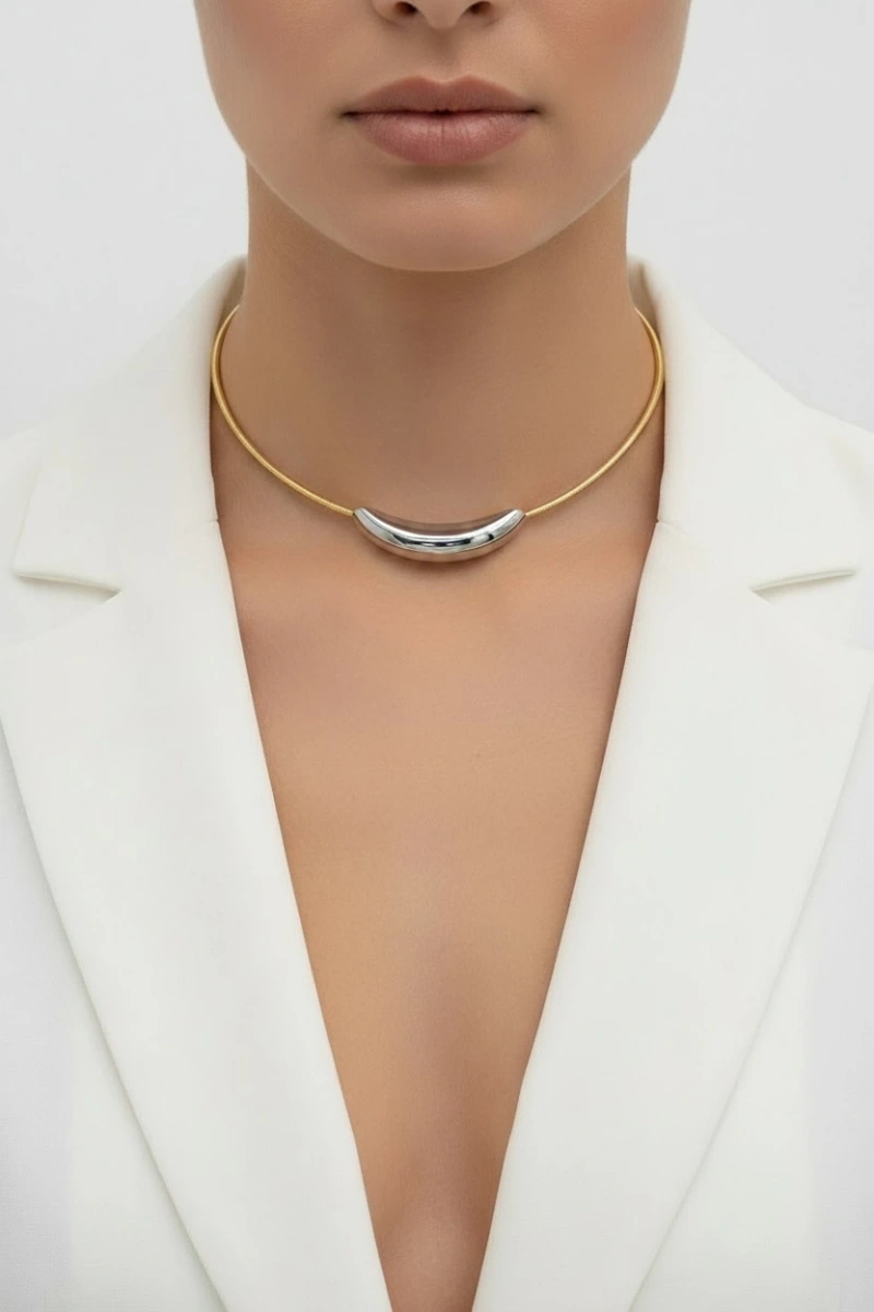 Boru Zincir Beyaz Zeus Detay Gold Kolye