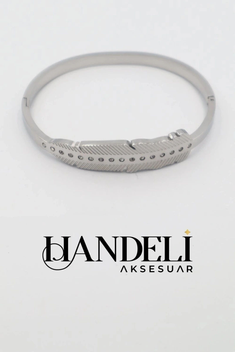 Sıralı Taş Detay Yaprak Model Beyaz Altın Kaplama Bileklik