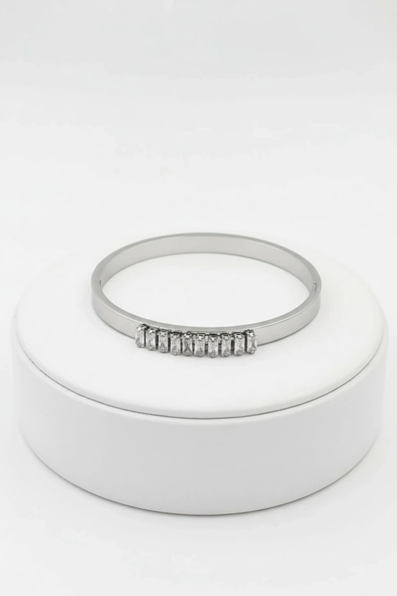 Sıralı Taş Baget Model Beyaz Altın Kaplama Bileklik