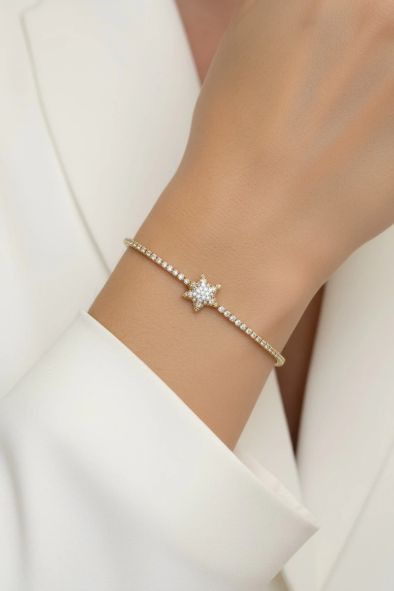 Su Yolu Zincir Taşlı Yıldız Model Gold Altın Kaplama Bileklik